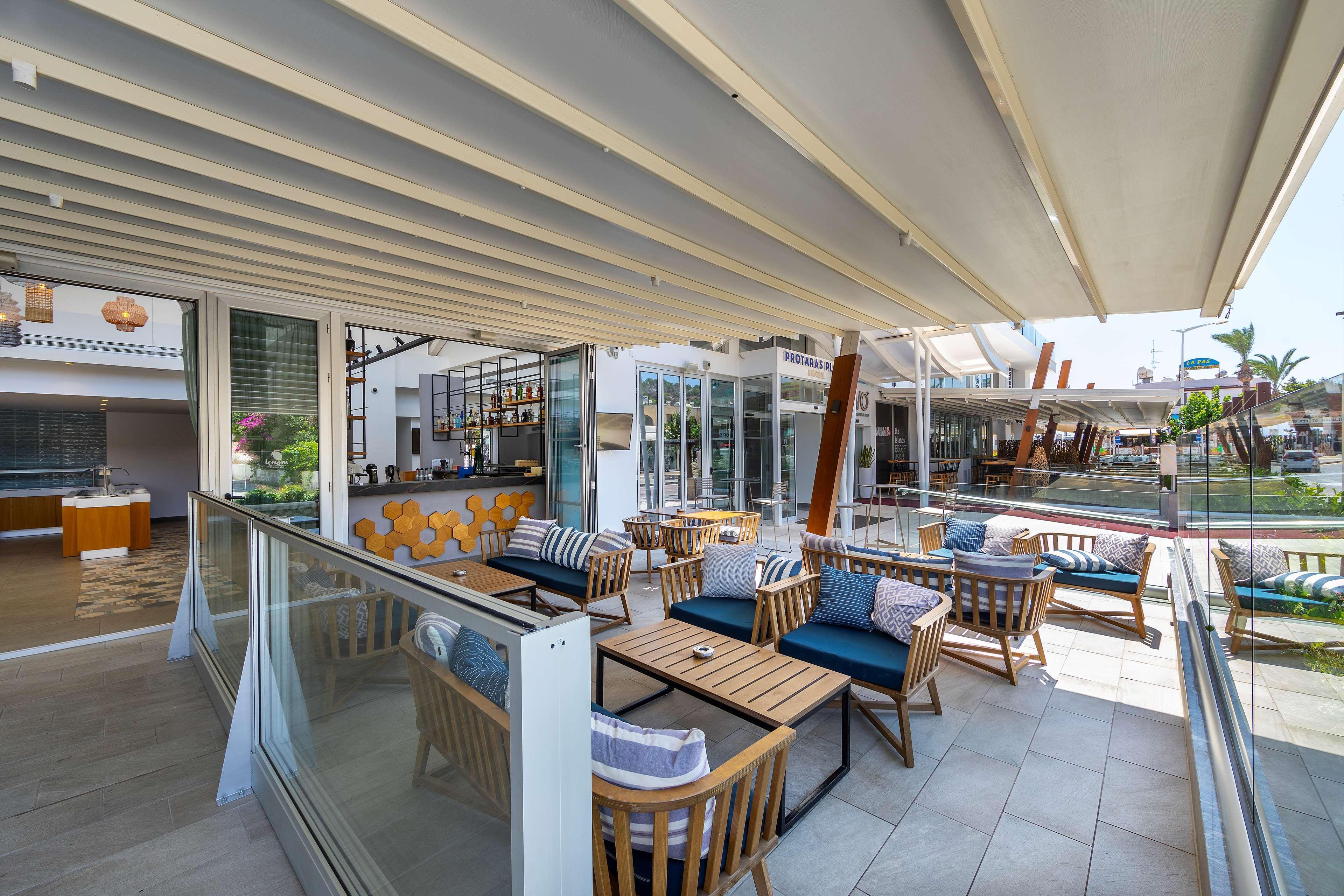 Protaras Plaza Hotel Екстериор снимка