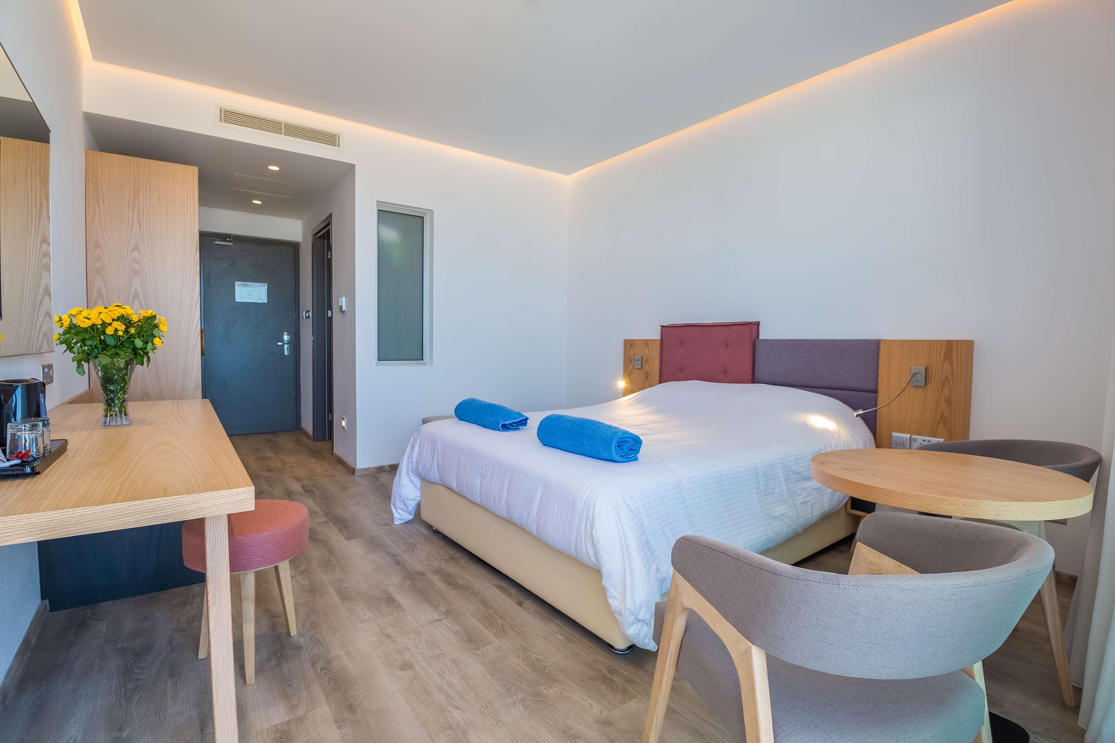 Protaras Plaza Hotel Екстериор снимка