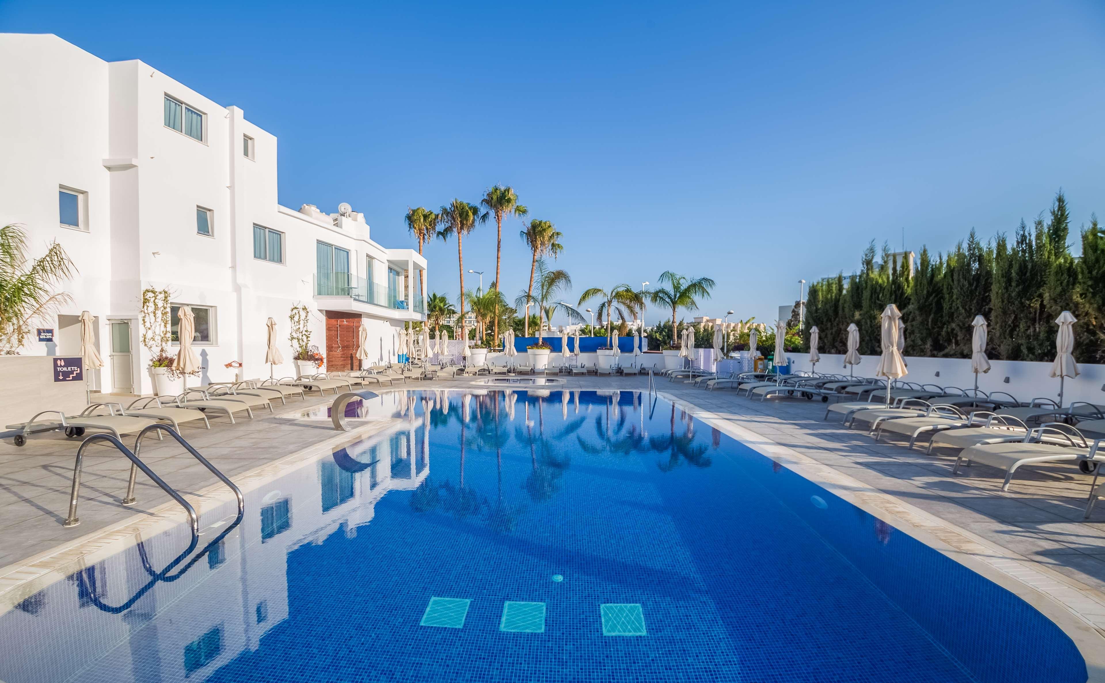 Protaras Plaza Hotel Екстериор снимка