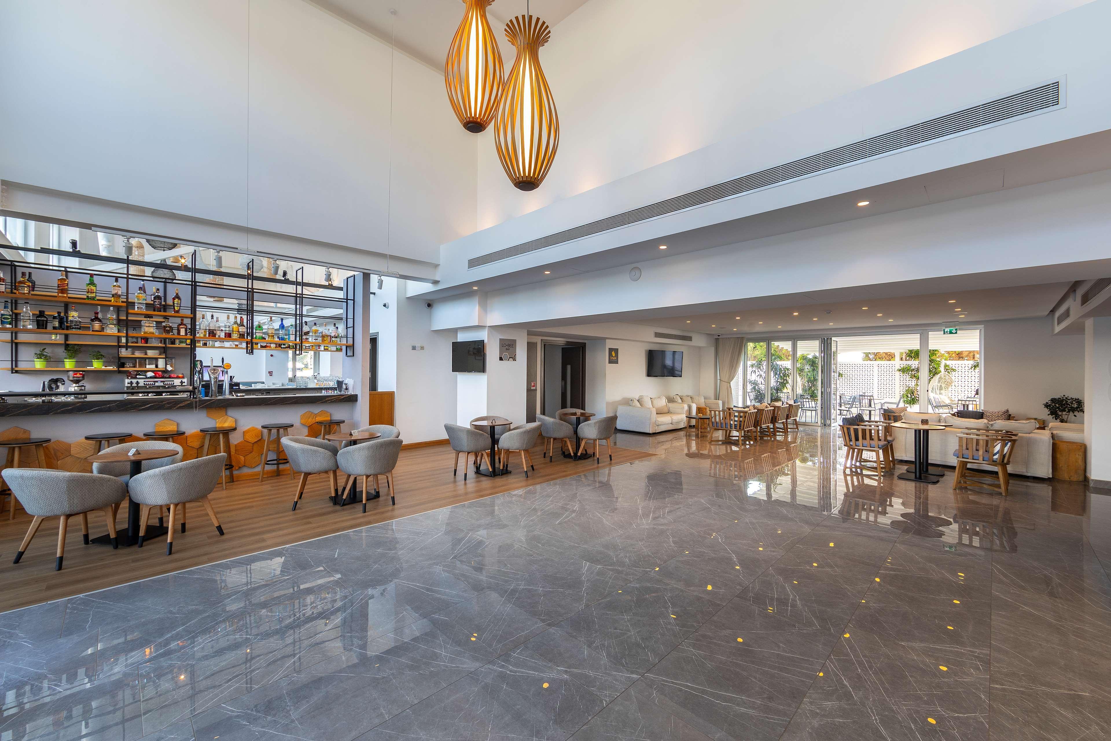 Protaras Plaza Hotel Екстериор снимка