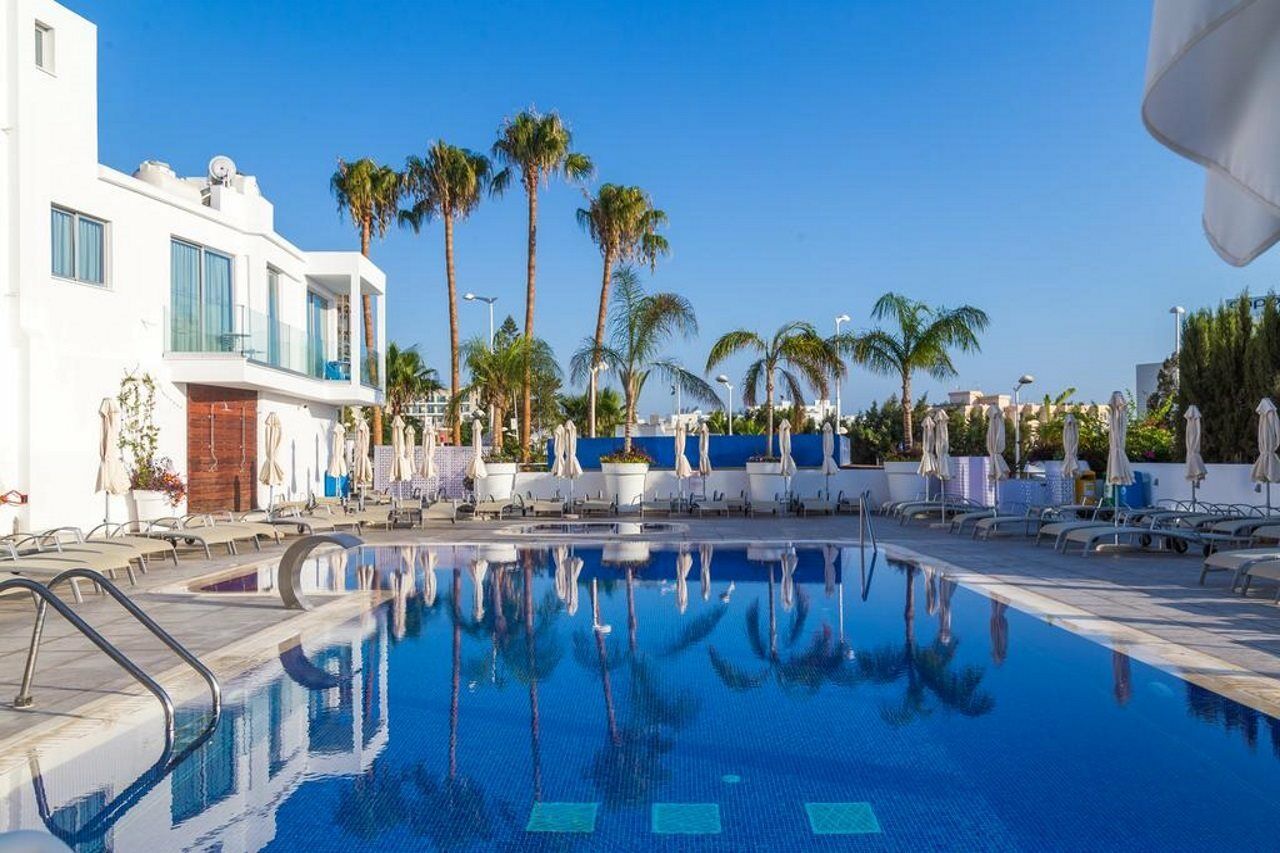 Protaras Plaza Hotel Екстериор снимка